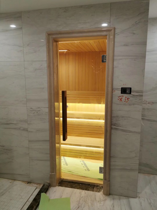 带储物功能定制桑拿房